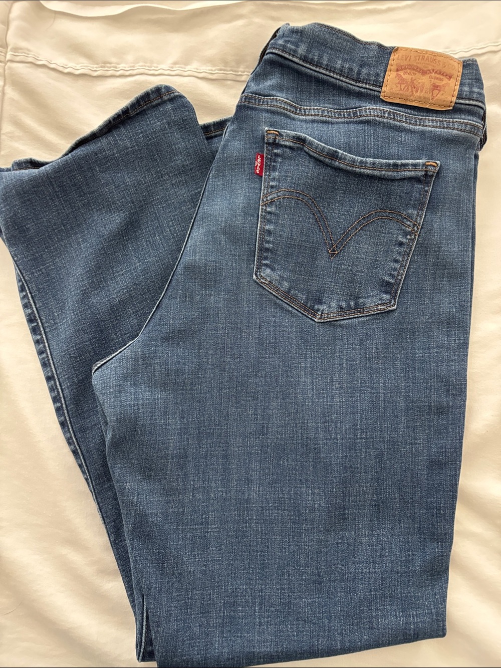 Size 16 Levi's Women's Medium Blue Straight Leg Jeans